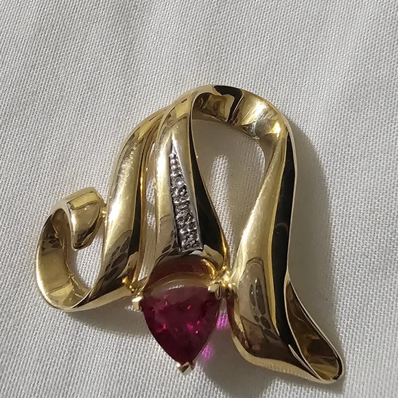 Elegant 14k Gold Ruby Diamond Huge Pendant